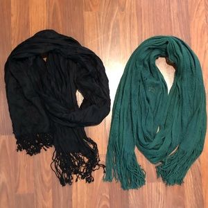 2 scarves
